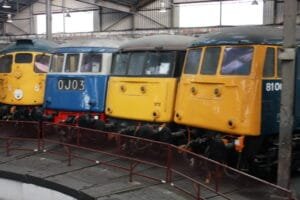 04/12/2011, 81002, 85101, 83012 & 26011, barrow hill roundhouse