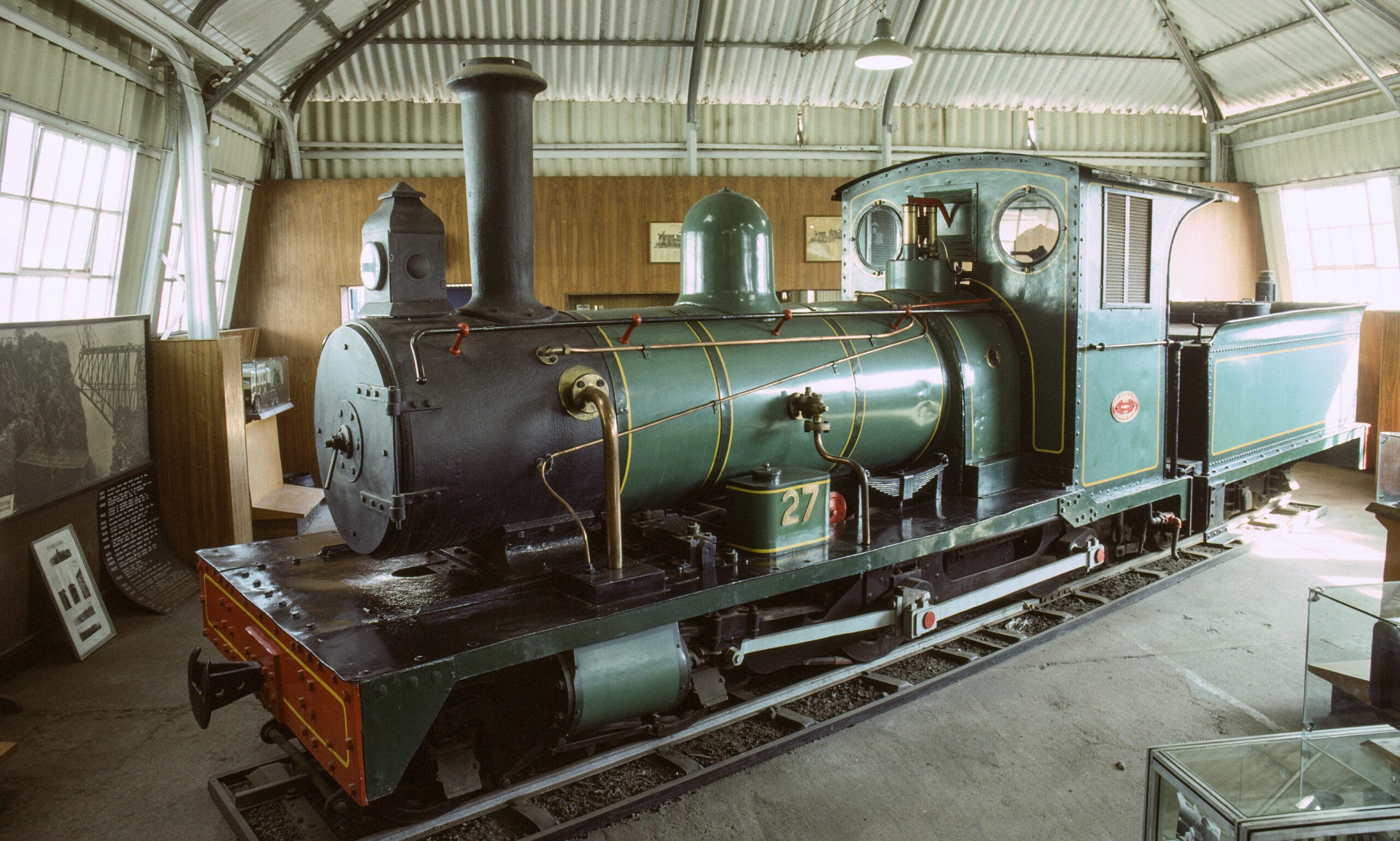 1231 bulawayorailwaymuseumzimbabwe 19920807