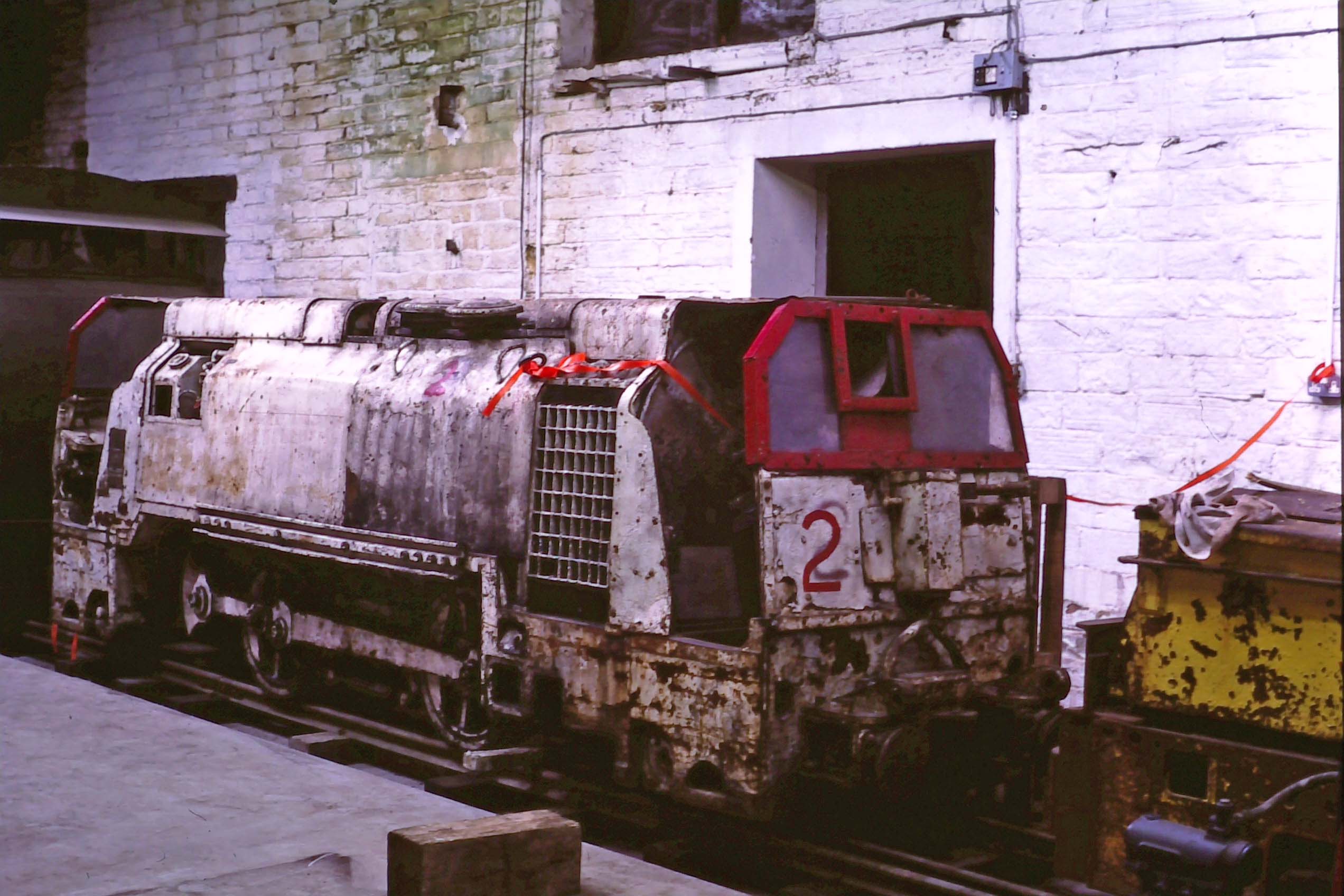 Hunslet 6048