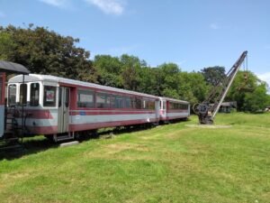 Voitures b 524 et 525 + grue