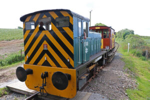 Ruston & Hornsby diesel locomotive Helston Railway (geograph 5416385)